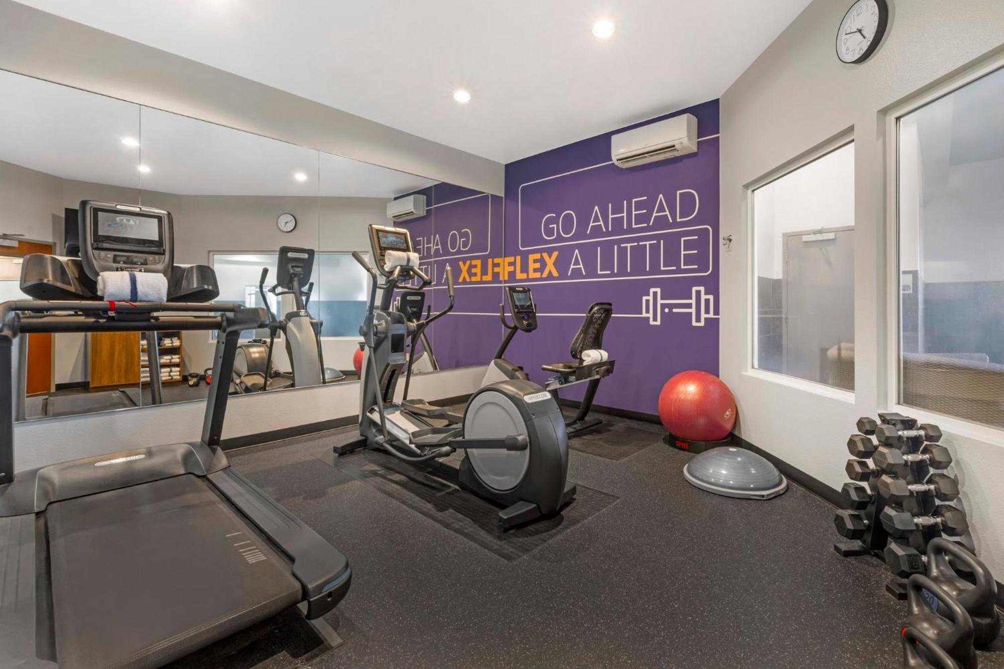 Holiday Inn Express Hotel & Suites Astoria By Ihg Экстерьер фото