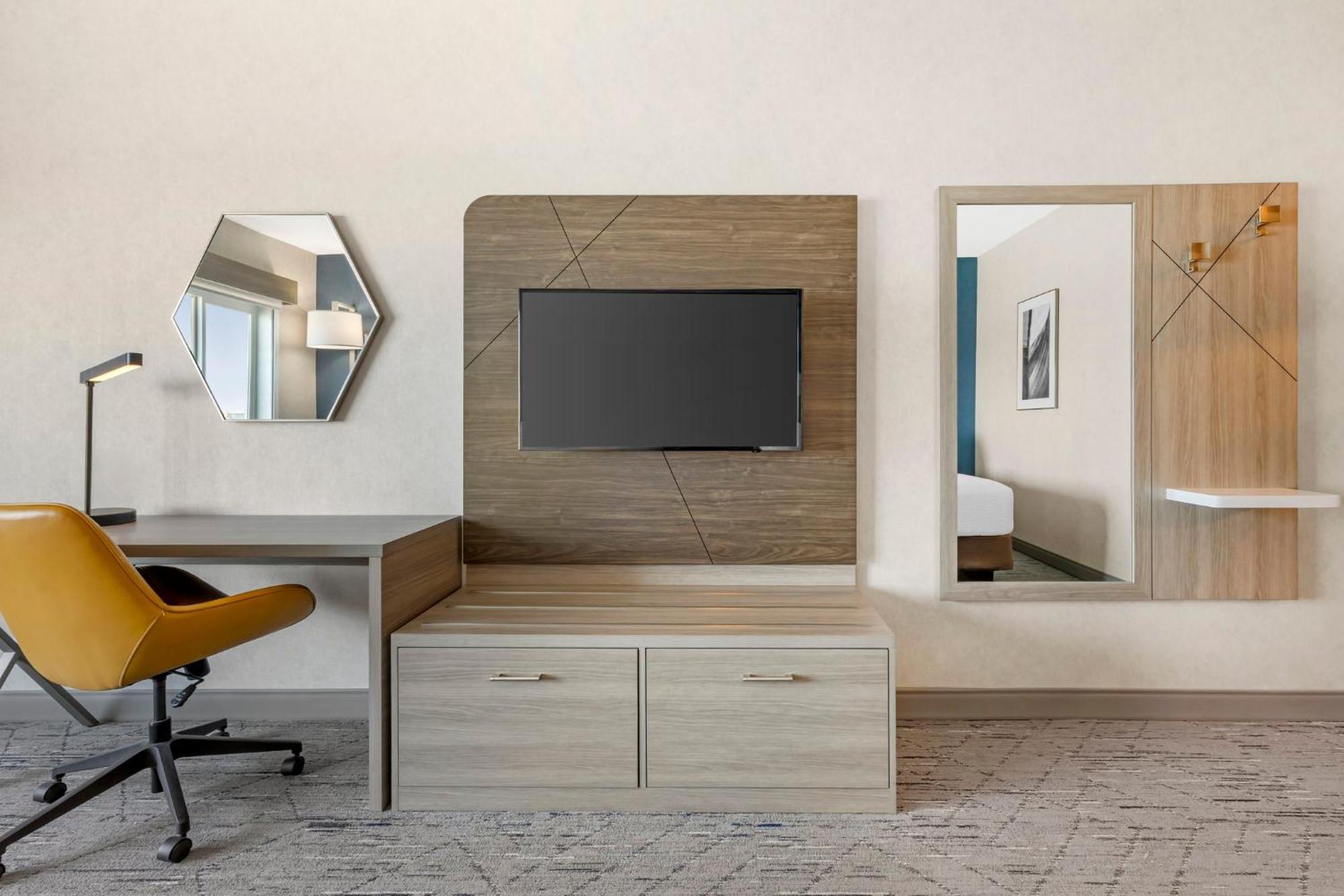 Holiday Inn Express Hotel & Suites Astoria By Ihg Экстерьер фото